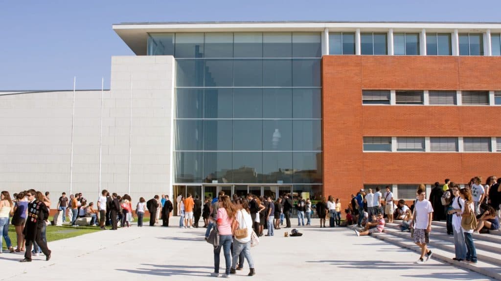 Universidade 5.0 | Participa na Feira de Emprego da UA | Talent Portugal