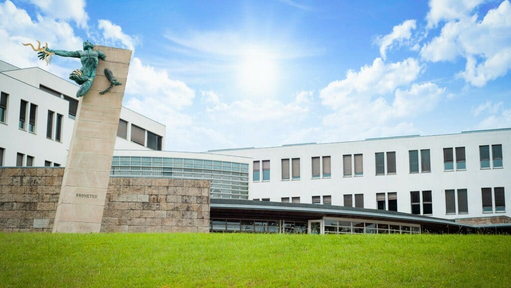 START POINT Summit | Participa na Feira Emprego da AAUM | Talent Portugal