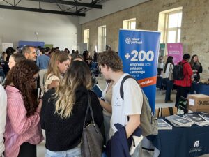 Como preparar-te para uma feira de emprego: guia completo | Talent Portugal Blog